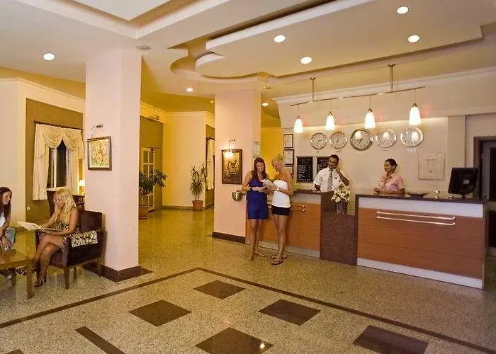 Riviera & אלאניה