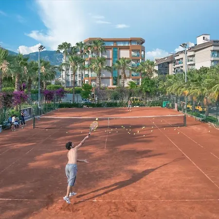 里维埃拉酒店加spa 4* 阿拉尼亚