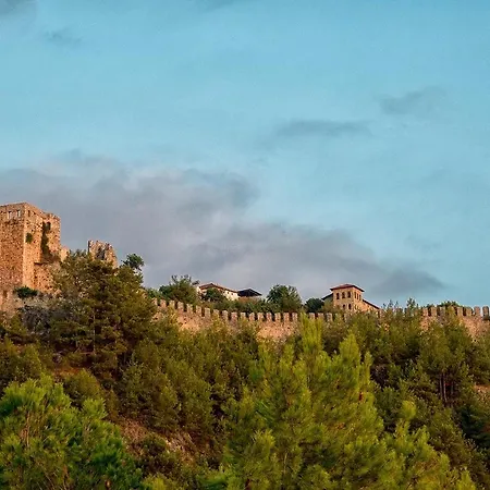 里维埃拉酒店加spa