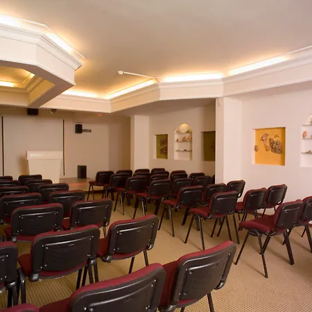 酒店 里维埃拉酒店加spa 阿拉尼亚