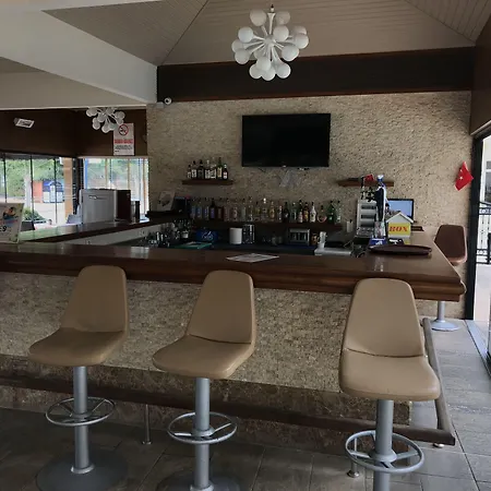 里维埃拉酒店加spa 4*