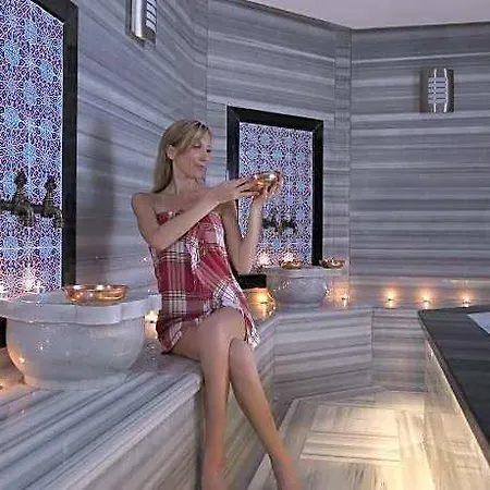Отель Riviera & 4*