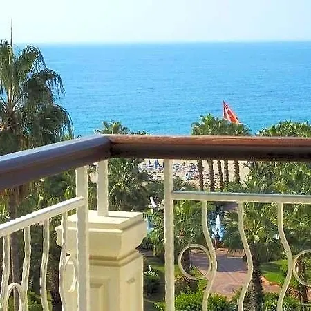 Hotell Riviera & 4*