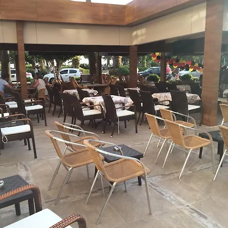 酒店 里维埃拉酒店加spa 4*