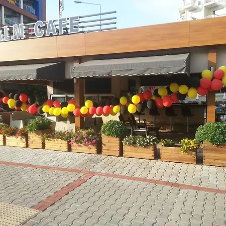 里维埃拉酒店加spa 阿拉尼亚