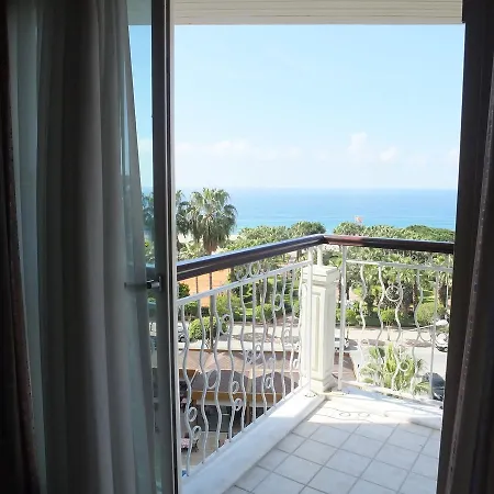 Riviera & 4* ألانيا