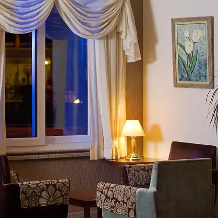 里维埃拉酒店加spa 4* 阿拉尼亚