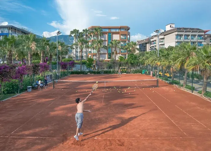 Riviera & 4* Alanya