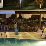 Hotell Riviera &