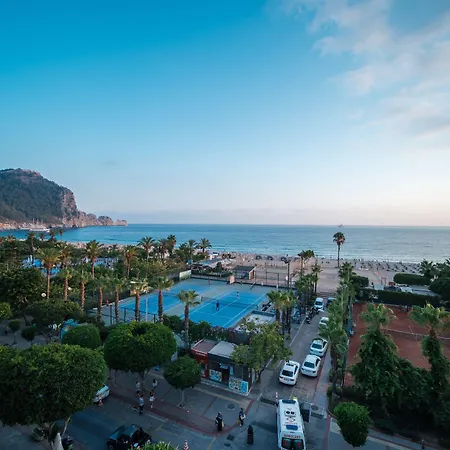Riviera & Hotell