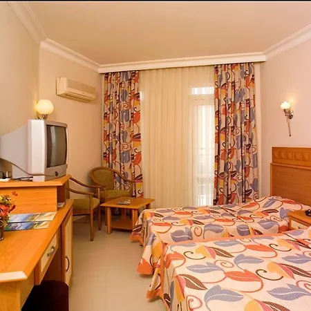Ξενοδοχείο Riviera & 4*