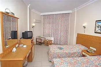 Ξενοδοχείο Riviera & Αλάνια